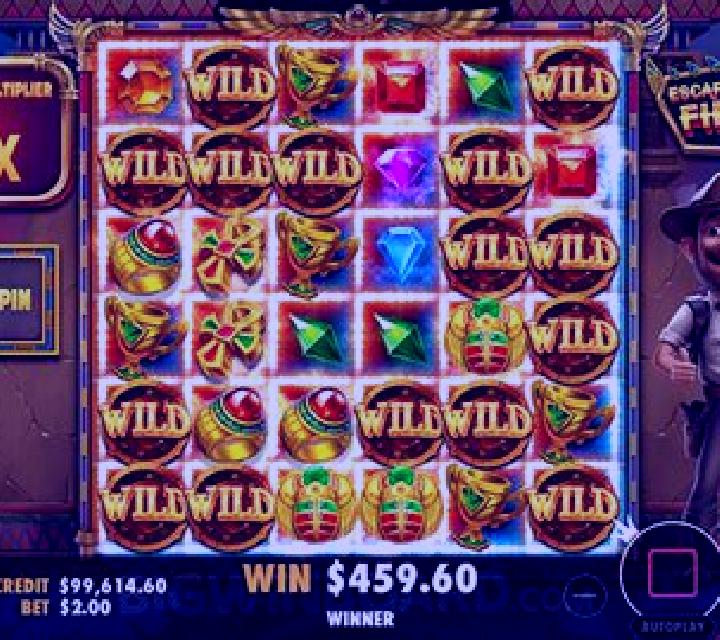 10 Bulky Fruits slot machine