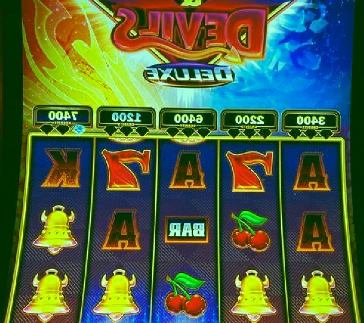 Casino Hold Em Live Casino (Ezugi) online slot