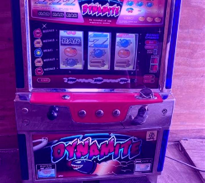Catch Zone Fortune Folk online slot