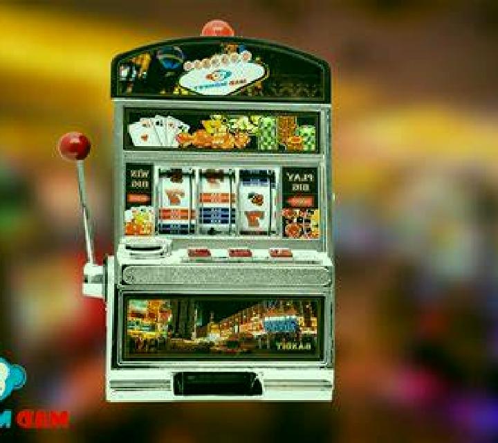 Emeralds of Oz slot machine