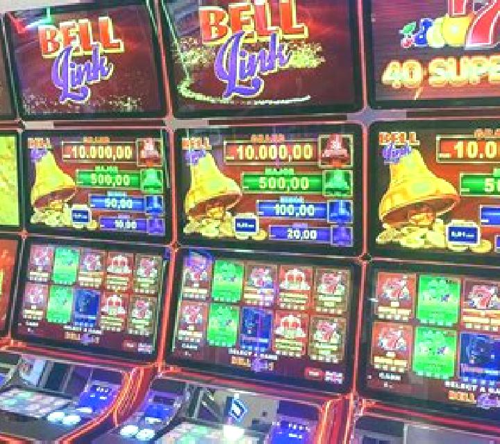 Gold Party 2 After Hours slot