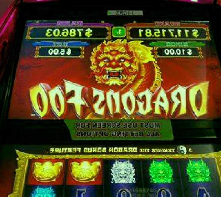 Miss White slot