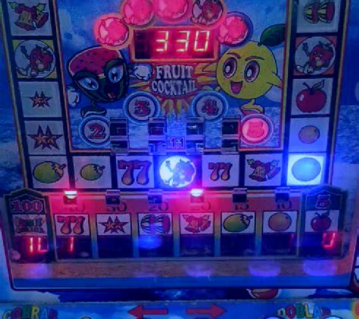 Santa s Workshop Mines slot game