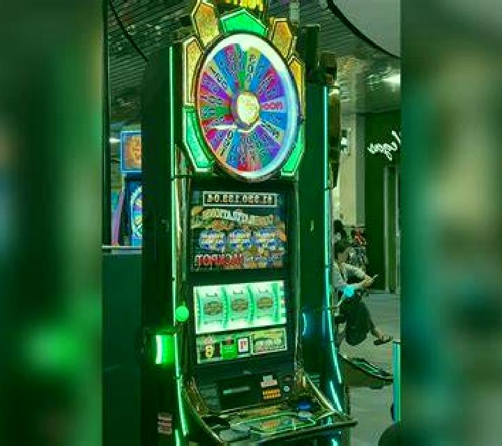 Santa s World slot machine